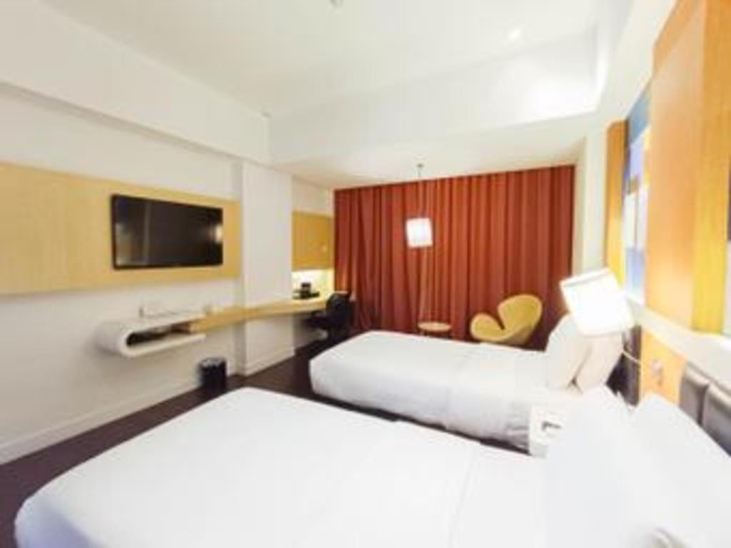 Brits Hotel קארוואנג מראה חיצוני תמונה