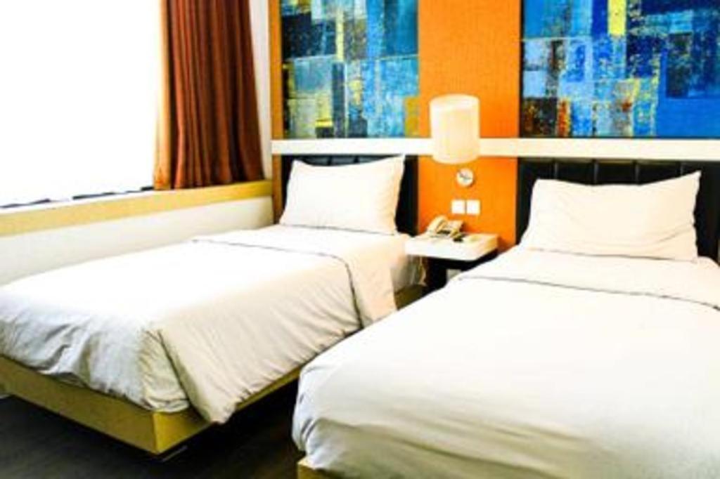 Brits Hotel קארוואנג מראה חיצוני תמונה