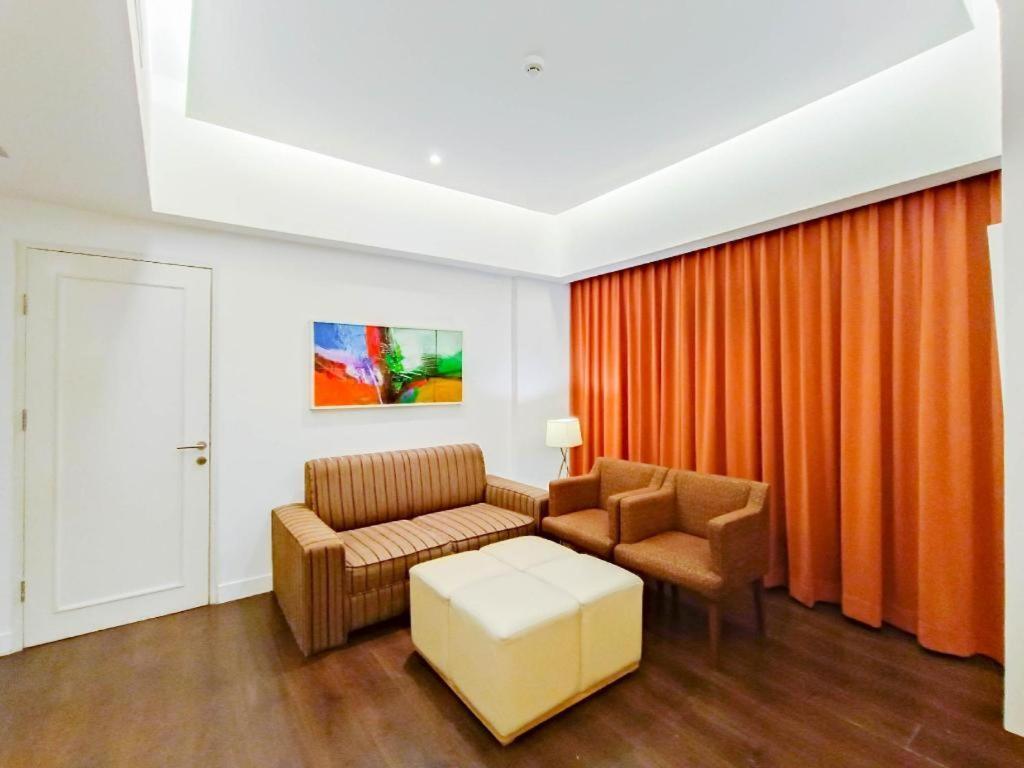 Brits Hotel קארוואנג מראה חיצוני תמונה