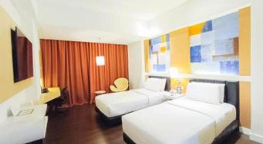 Brits Hotel קארוואנג מראה חיצוני תמונה
